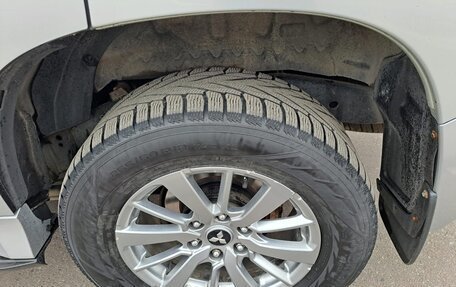 Mitsubishi Pajero Sport III рестайлинг, 2017 год, 2 350 000 рублей, 10 фотография