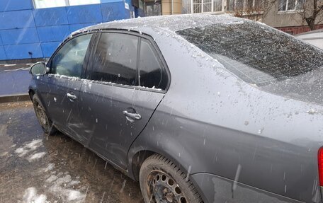Volkswagen Jetta VI, 2008 год, 450 000 рублей, 2 фотография
