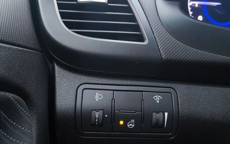 Hyundai Solaris II рестайлинг, 2015 год, 970 000 рублей, 14 фотография