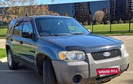 Ford Escape II, 2004 год, 565 000 рублей, 3 фотография