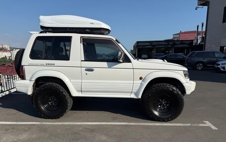 Mitsubishi Pajero III рестайлинг, 1995 год, 1 300 000 рублей, 2 фотография