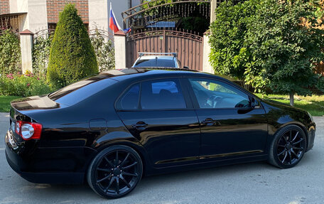 Volkswagen Jetta VI, 2008 год, 700 000 рублей, 10 фотография