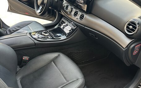 Mercedes-Benz E-Класс, 2016 год, 1 300 000 рублей, 2 фотография