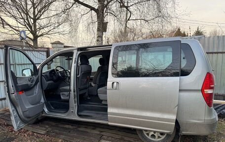 Hyundai H-1 II рестайлинг, 2014 год, 1 750 000 рублей, 4 фотография