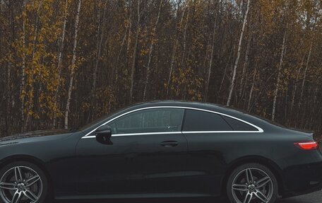 Mercedes-Benz E-Класс, 2019 год, 3 800 000 рублей, 3 фотография