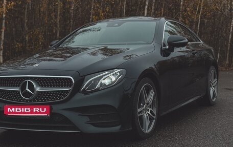 Mercedes-Benz E-Класс, 2019 год, 3 800 000 рублей, 2 фотография