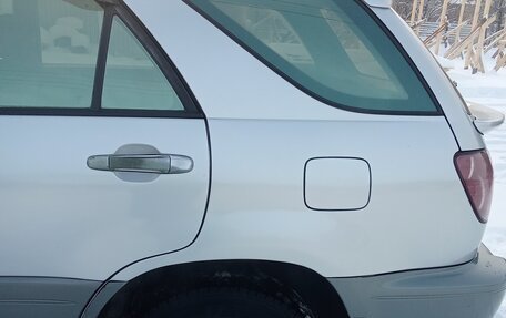 Toyota Harrier, 1999 год, 950 000 рублей, 19 фотография