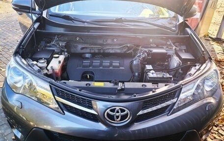 Toyota RAV4, 2013 год, 1 869 000 рублей, 5 фотография