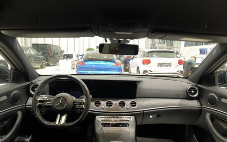 Mercedes-Benz E-Класс, 2020 год, 4 980 000 рублей, 17 фотография