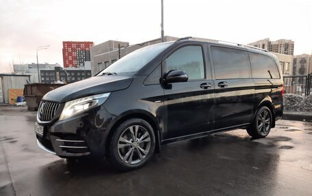 Mercedes-Benz V-Класс, 2016 год, 4 499 000 рублей, 3 фотография