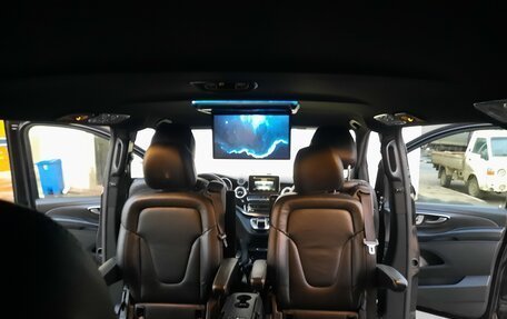 Mercedes-Benz V-Класс, 2016 год, 4 499 000 рублей, 17 фотография