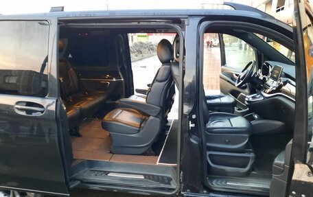 Mercedes-Benz V-Класс, 2016 год, 4 499 000 рублей, 13 фотография