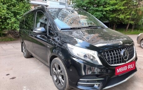 Mercedes-Benz V-Класс, 2016 год, 4 499 000 рублей, 27 фотография