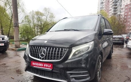 Mercedes-Benz V-Класс, 2016 год, 4 499 000 рублей, 28 фотография