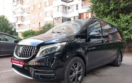 Mercedes-Benz V-Класс, 2016 год, 4 499 000 рублей, 26 фотография