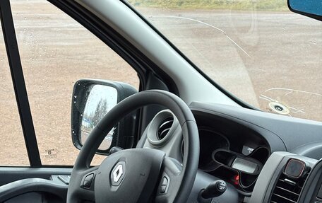 Renault Trafic, 2015 год, 2 150 000 рублей, 10 фотография