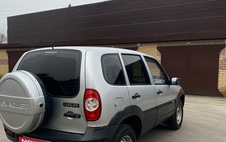 Chevrolet Niva I рестайлинг, 2010 год, 575 000 рублей, 7 фотография