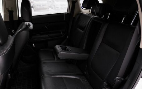 Mitsubishi Outlander III рестайлинг 3, 2012 год, 1 134 860 рублей, 15 фотография