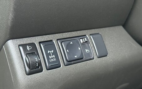 Nissan Navara (Frontier), 2010 год, 1 120 000 рублей, 19 фотография