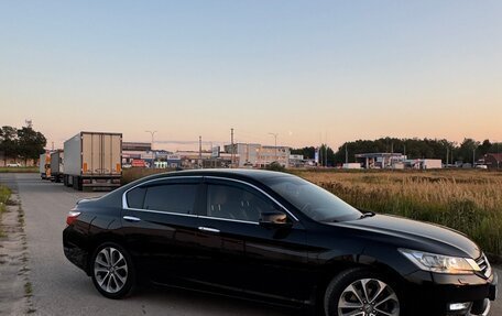 Honda Accord IX рестайлинг, 2013 год, 1 650 000 рублей, 13 фотография