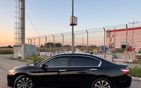 Honda Accord IX рестайлинг, 2013 год, 1 650 000 рублей, 15 фотография