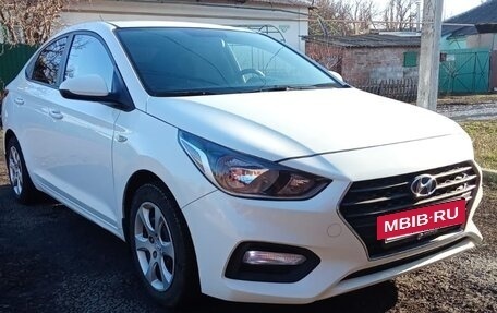 Hyundai Solaris II рестайлинг, 2018 год, 1 250 000 рублей, 2 фотография