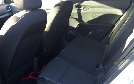 Hyundai Solaris II рестайлинг, 2018 год, 1 250 000 рублей, 7 фотография