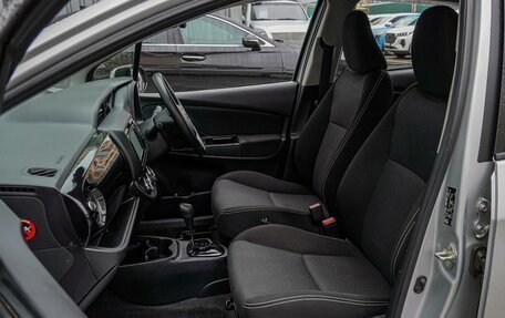 Toyota Vitz, 2019 год, 1 078 000 рублей, 8 фотография