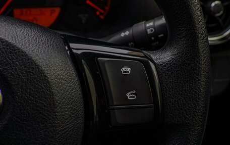 Toyota Vitz, 2019 год, 1 078 000 рублей, 17 фотография