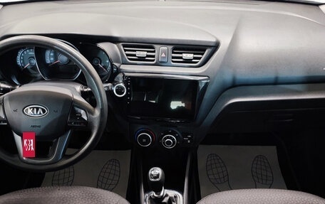 KIA Rio III рестайлинг, 2013 год, 680 000 рублей, 10 фотография