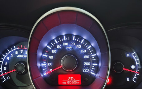 KIA Rio III рестайлинг, 2013 год, 680 000 рублей, 12 фотография