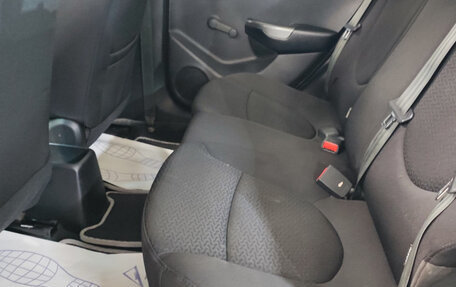 KIA Rio III рестайлинг, 2013 год, 680 000 рублей, 15 фотография