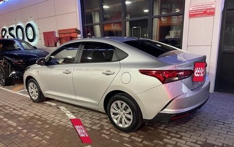 Hyundai Solaris II рестайлинг, 2021 год, 1 500 000 рублей, 5 фотография