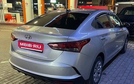 Hyundai Solaris II рестайлинг, 2021 год, 1 500 000 рублей, 3 фотография