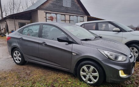 Hyundai Solaris II рестайлинг, 2013 год, 785 000 рублей, 5 фотография