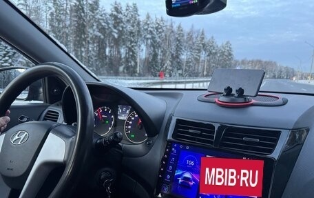 Hyundai Solaris II рестайлинг, 2013 год, 785 000 рублей, 8 фотография