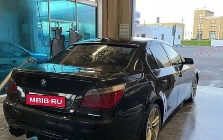 BMW 5 серия, 2003 год, 900 000 рублей, 8 фотография