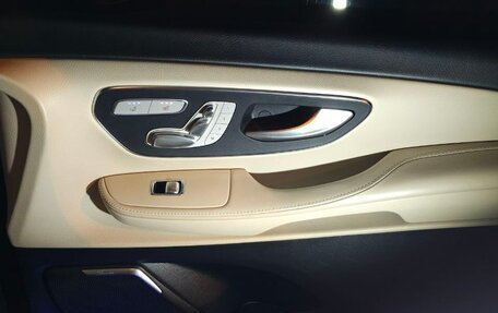 Mercedes-Benz V-Класс, 2020 год, 9 000 000 рублей, 30 фотография