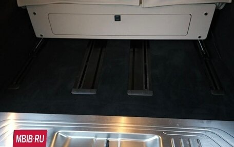 Mercedes-Benz V-Класс, 2020 год, 9 000 000 рублей, 33 фотография