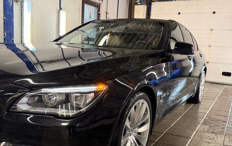 BMW 7 серия, 2009 год, 1 330 000 рублей, 13 фотография