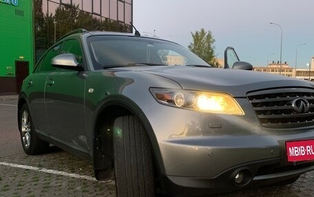 Infiniti FX I, 2007 год, 750 000 рублей, 10 фотография