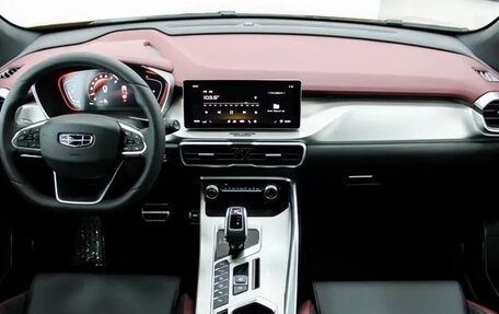 Geely Coolray I, 2023 год, 1 700 000 рублей, 12 фотография