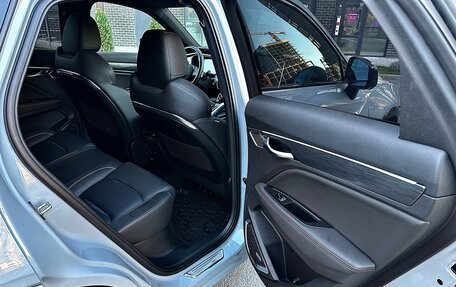 Geely Tugella FY11, 2024 год, 3 350 000 рублей, 9 фотография