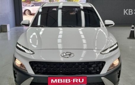 Hyundai Kona I, 2022 год, 1 820 010 рублей, 3 фотография