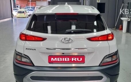 Hyundai Kona I, 2022 год, 1 820 010 рублей, 4 фотография