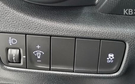 Hyundai Kona I, 2022 год, 1 820 010 рублей, 16 фотография