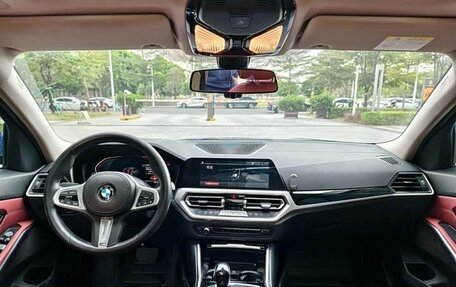 BMW 3 серия, 2022 год, 2 800 000 рублей, 11 фотография