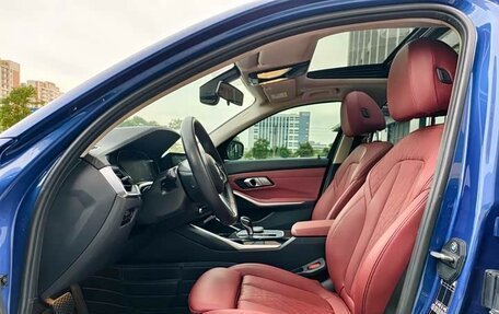 BMW 3 серия, 2022 год, 2 800 000 рублей, 17 фотография