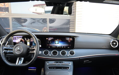 Mercedes-Benz E-Класс, 2022 год, 6 300 000 рублей, 10 фотография