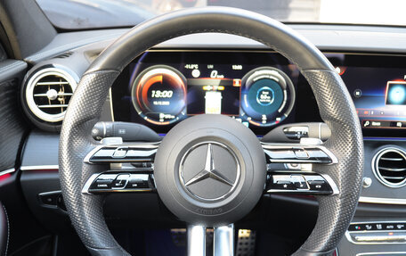 Mercedes-Benz E-Класс, 2022 год, 6 300 000 рублей, 11 фотография